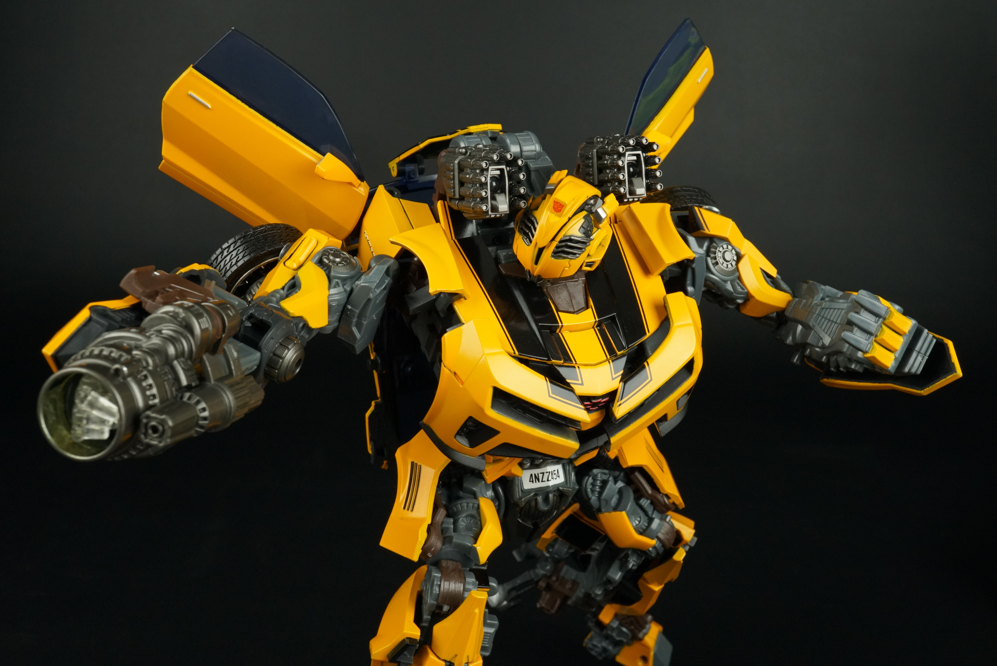 New Galleries: Masterpiece MPM-2 Bumblebee plus Costco Exclusive 