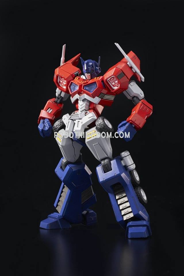 Transformers News: New Pictures of Flame Toys Optimus Prime Model Kit