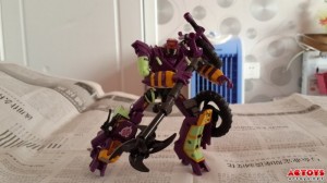Transformers News: New Pictures of TFSS 3.0 Tarantulas