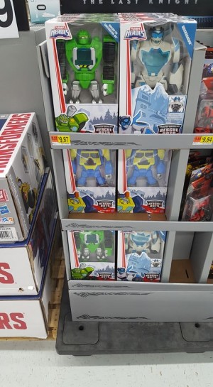Transformers News: Transformers: Rescue Bots Epic Figures Wave 4 Sighted in US