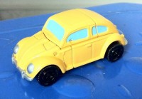 Transformers News: Color Images of IGear's G1 style Bumblebee with Cliffjumper repaint