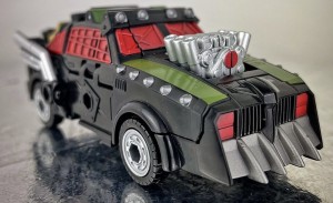 Transformers News: Images Showing Final Deco for Legacy Lockdown + More Images of Star Raiders and Road Pig Sneak Peek