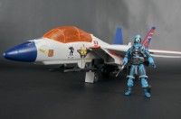 Transformers News: New SDCC gallery: Starscream Skystriker with Cobra Commander