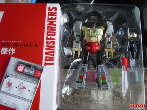 Transformers News: In-Hand Images - Hasbro Transformers Masterpiece MP-03 Grimlock