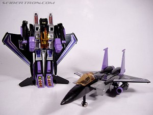 Transformers News: Transformers G1 Reissue Line News: Skywarp Coming + Interview with Hasbro About that Line's Future