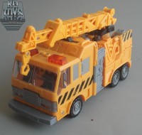 Transformers News: In Hand Pictures of Reveal the Shield Grapple