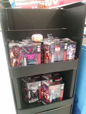 Transformers News: Clearance on Most Transformers Siege Toys at Walmarts Across Canada