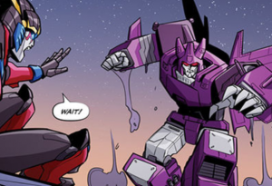 Transformers News: IDW Transformers Comic News with Preview for #4 Featuring CW Cyclonus and Exclusive #3 Cover