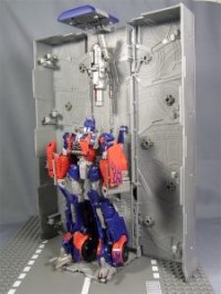 Transformers News: Toy Images of Takara Version Transformers DOTM Voyager Optimus Prime with Mechtech Trailer