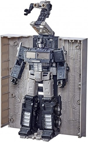 Transformers News: Steal of a Deal- Transformers Earthrise Amazon Exclusive Alternative Universe Optimus Prime Sale