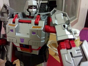 Transformers News: More In-Hand Images - Transformers Generations Combiner Wars Leader Megatron