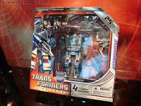 Transformers News: San Diego Comic Con '09 Exclusive Soundwave Refresher