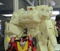 Transformers News: MetroCon Vancouver 2011 - New Images of Mastermind Creations Cyclops / Shockwave