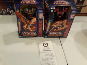 Transformers News: Transformers Legacy United Wave 2 Voyagers and Deluxes Found at US Retail + Reviews