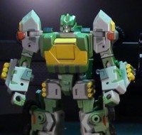 Transformers News: Toy Images of Warbot Defender