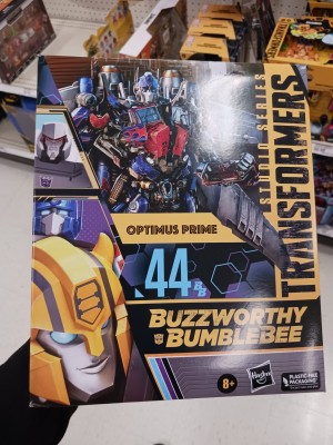 Transformers News: Transformers Buzzworthy Bumblebee SS Leader DOTM Optimus Prime Found at US Target