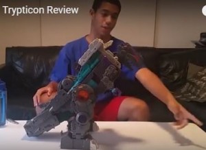 Transformers News: Video Review for Titan Class Trypticon Showing How to Avoid Breakage