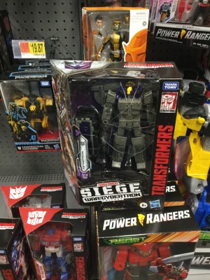 Transformers News: Siege Astrotrain and Final Siege Deluxes and Micromasters Found in US and other Countries