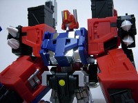 Transformers News: New DIA Commander Set pix