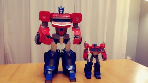 Transformers News: US Sighting + Pictorial Review of Roll N Change Optimus Prime