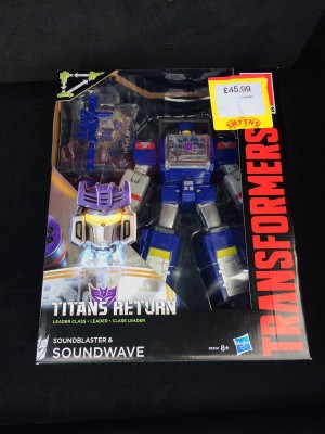 Transformers News: Transformers Titans Return Soundwave Sighted in United Kingdom
