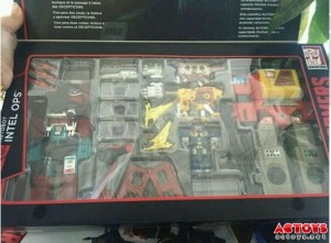 Transformers News: First Image of Platinum G1 Reissue Blaster and Perceptor