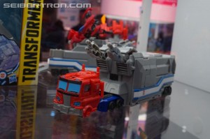 Gallery for Transformers Cyberverse Display at SDCC 2018 with Windblade, Optimus Trailer Playset and More #HasbroSDCC