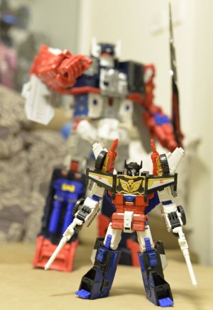 Transformers News: In-Hand Images of Takara Tomy Transformers Legends LG-EX Greatshot and Grand Maximus