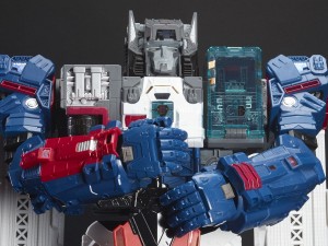 Additional images of SDCC 2016 Titans Return Fortress Maximus with Master Sword