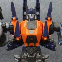 Transformers News: Transformers Generations Wreckers In-Hand Images