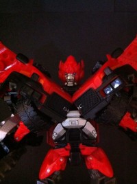 Transformers News: In-Hand Images Of DOTM Cannon Force Irohide