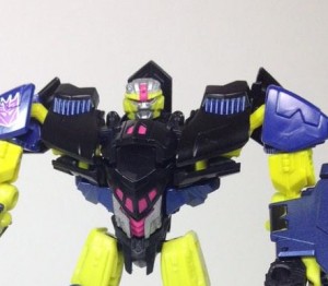 TF Subscription Service Krok And Carzap In-hand Images - Transformers