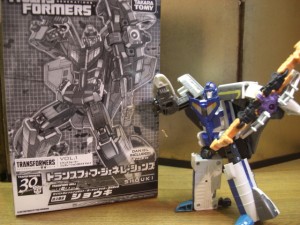 Transformers News: In-Hand Images - Million Publishing Exclusive Shouki with Daniel