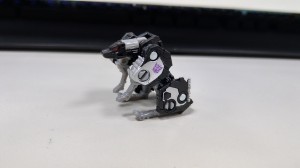 Transformers News: In Hand Images of Transformers Siege Wave 2 Micromasters with Ravage and Laserbeak