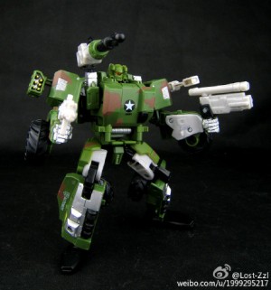 Transformers News: Potential BotCon 2015 Roadbuster In G2 General Optimus Deco