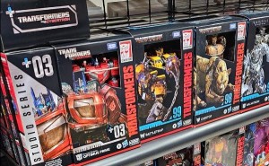 Transformers News: Studio Series Gamer Edition Optimus Prime Showing Up in Canadian and US Gamestops