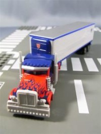 Transformers News: Toy Images of Tomica Movie Optimus Prime & Bumblebee