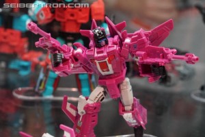 SDCC 2017: Preview Night Titans Return Display with Toys Released in 2017 #HasbroSDCC