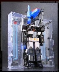 Transformers News: New Images of MP-4S Sleep Convoy - Crystal Clear Trailer
