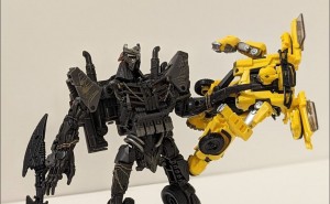 Transformers News: More Images of Studio Series Leader Class ROTB Scourge Showing Size Comparisons