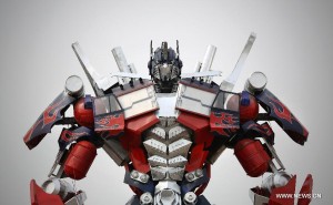 Transformers News: Transformers Optimus Prime, Sentinel Prime and Bumblebee Giant Replicas in China for Promo Tour