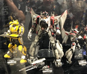 Transformers News: 3A Bumblebee Blitzwing Mondo Mecha Figures Batman and Captain America and More at #SDCC2019