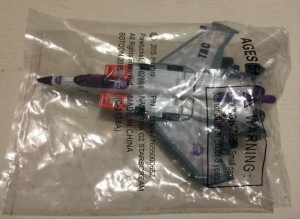 Transformers News: New Photos of TFCC 3.0 Subscription Figures  G2 Starscream and Nacelle in Bag