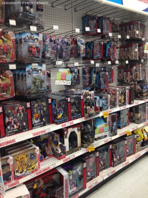 Transformers News: How Transformers Fans Have it Better than the Rest When it Comes to Younger vs Older Kids Toys