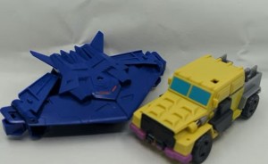 Transformers News: Review for Transformers Earthspark One Step Flip Changer Swindle and Soundwave