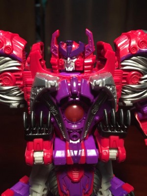 Transformers News: Pictorial Review Titans Return Voyager Class Alpha Trion