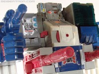 Transformers News: Transformers G1 FORTRESS MAXIMUS gallery now online!