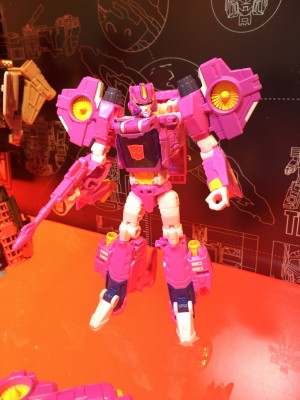 Transformers News: Toy Fair 2017 - Showroom Images of Transformers Titans Return: Overlord, Nautica, Seaspray, Metalhawk #TFNY #HasbroToyFair