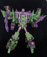 Transformers News: Transtopia Masterclass - WFC Devastator