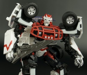 Transformers News: New Gallery: Age of Extinction Movie Advanced AD-15 Ratchet from Takara Tomy